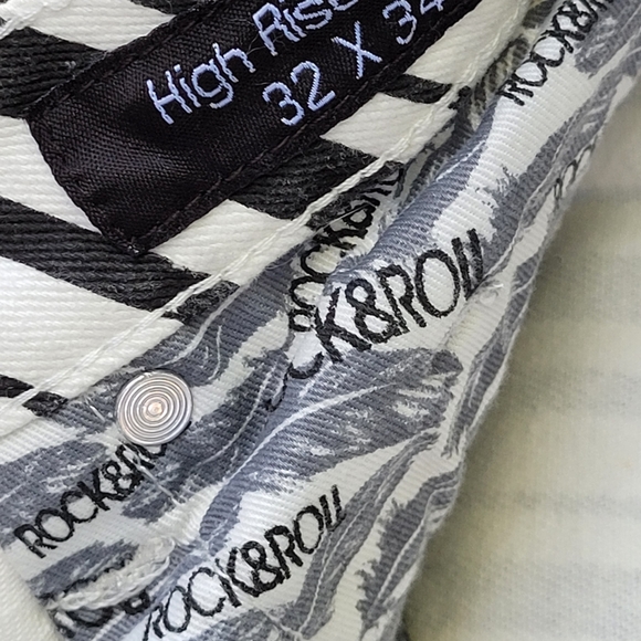 Rock & Roll Cowgirl Denim  High rise flare Beetlejuice pants 32×34 - Picture 5 of 9